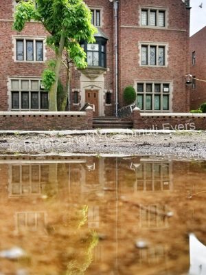 Closeup 770 Eastern Parkway